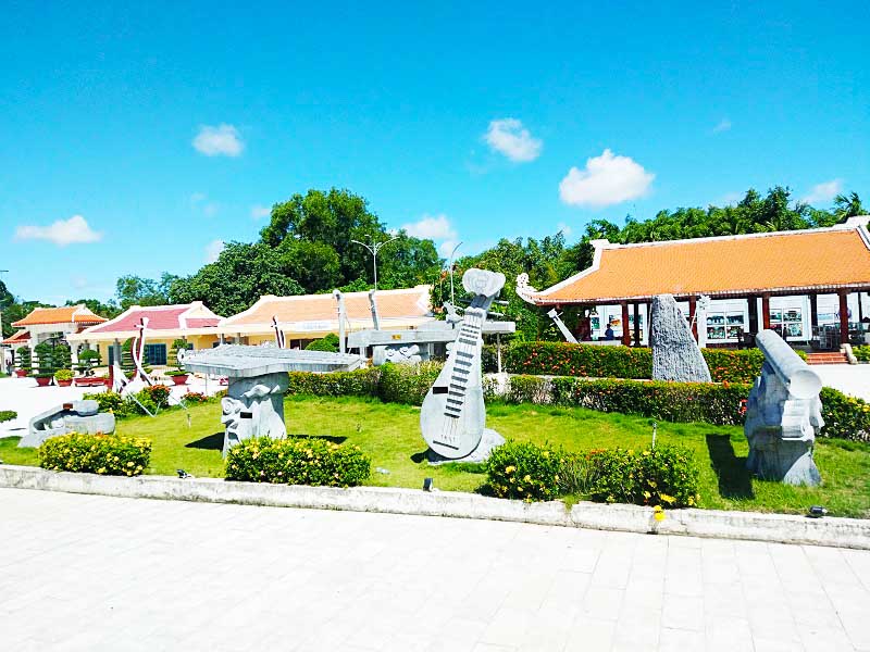 TOUR HÀNH HƯƠNG – SÀI GÒN – CẦN THƠ – BẠC LIÊU – SÓC TRĂNG